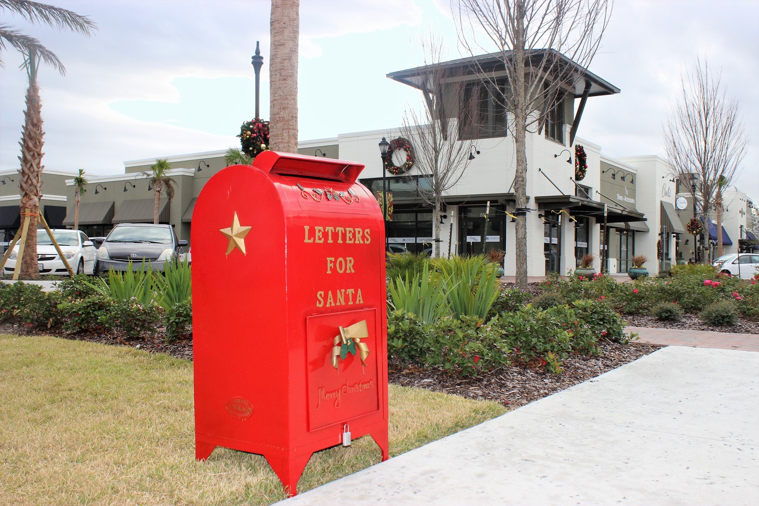 A mailbox for letters to Santa will be located near Nona Blue in Sawgrass Village. Letters mailed between Nov. 15 and Dec. 15 will receive a response from Saint Nick.